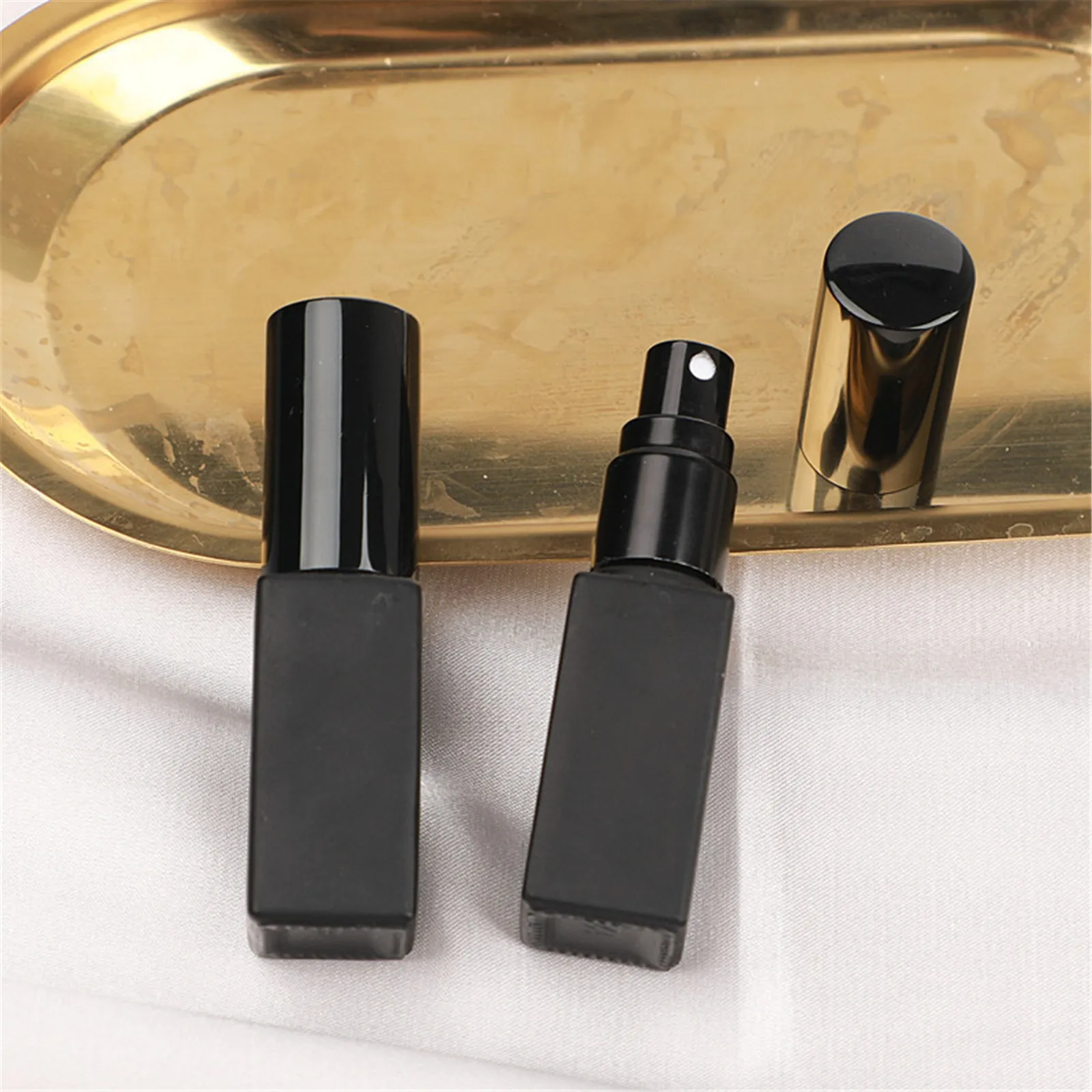 5ml 10ml Portable Perfume Bottle Black Mini Cosmetic Container Sample Atomizer Glass Empty Refillable Bottle For Traveling