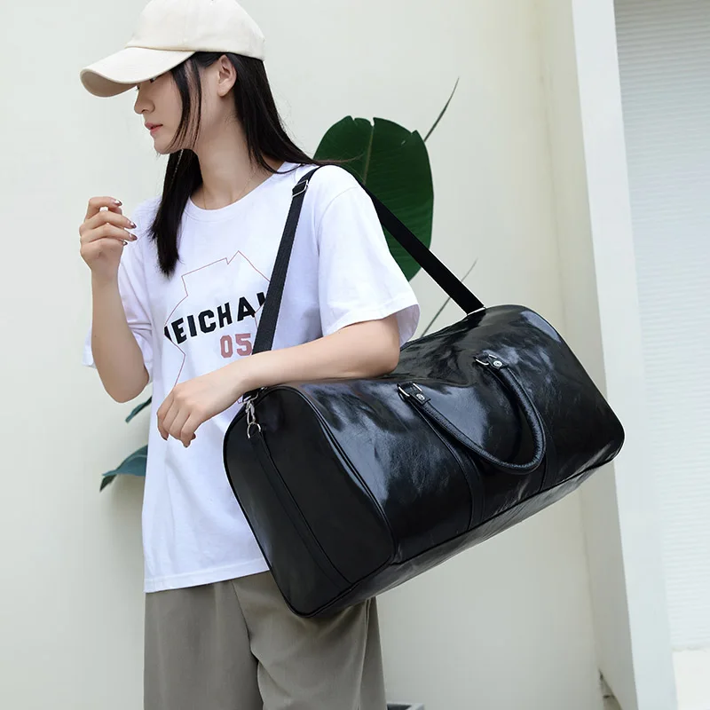 Aottla กระเป๋าเดินทางสำหรับผู้ชาย, กระเป๋ากระเป๋าสะพายหนัง PU ความจุมากกระเป๋าทรงดัฟเฟิลสำหรับผู้หญิงกระเป๋ากีฬากระเป๋าสะพายข้างแบบใหม่ยามว่าง