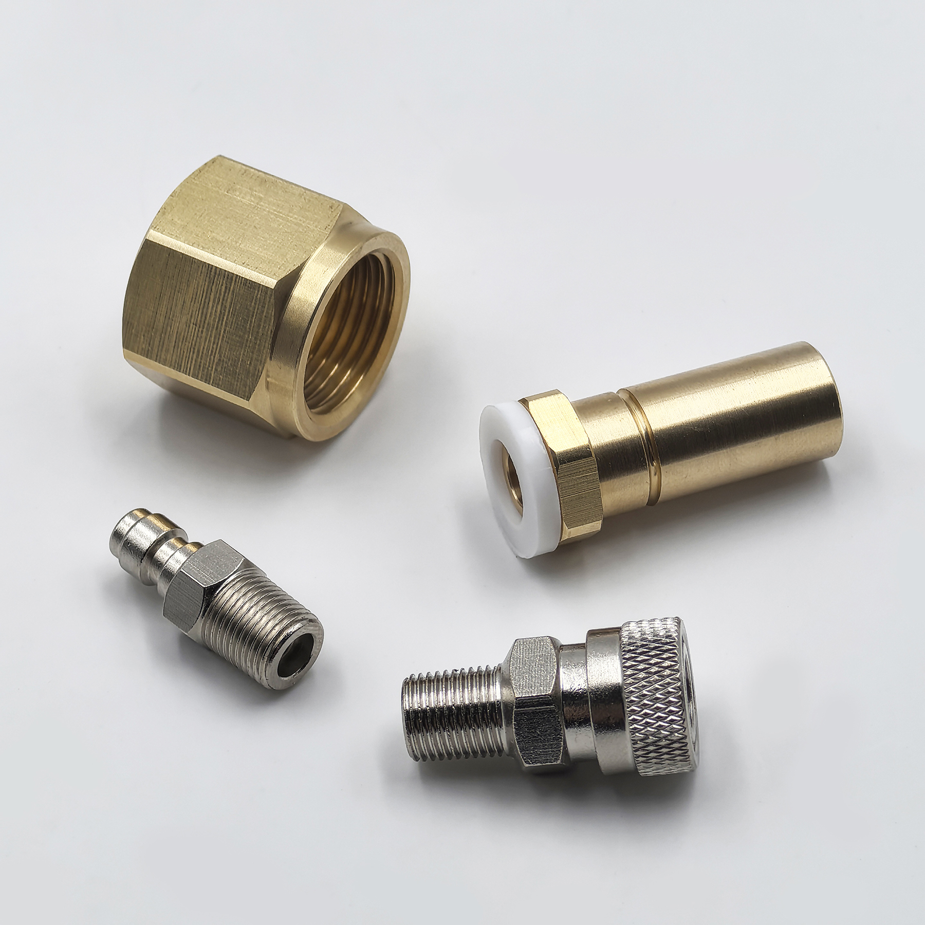 Soda Water Accessories Tank CO2 Cylinder Thread Size with W21.8-14 CGA320 G3/4 8mm Quick Disconnection Nipple Copper Material