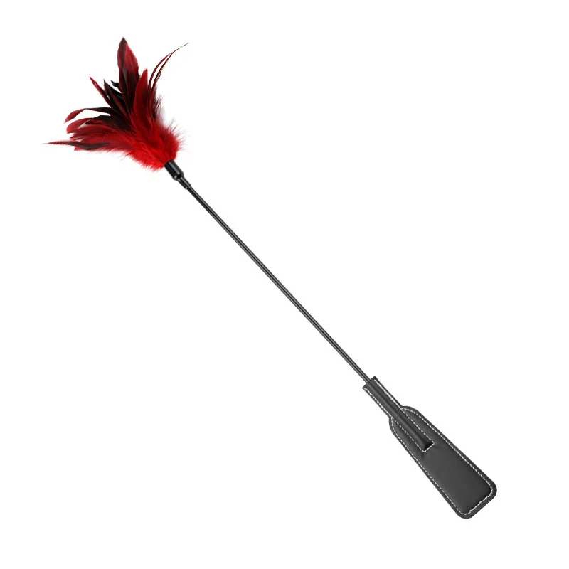 Pagaie di piume in pelle Pu, fruste sculacciate Flogger gioco di ruolo equitazione per equitazione Crop equestre bat
