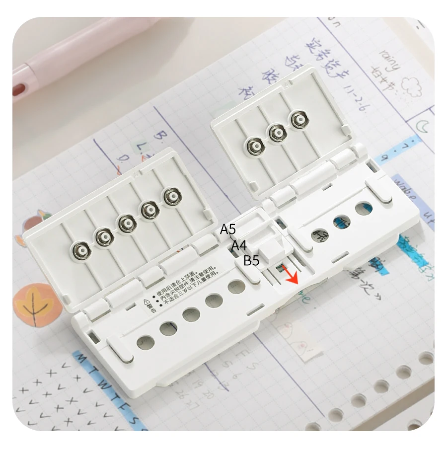 Giappone Kokuyo Precisione 8 Fori Raccoglitore ad Anelli Perforatrice Manuale Portatile Rilegatura per Ufficio Speciale per Strumento di Punzonatura di Carta a Foglie Sciolte