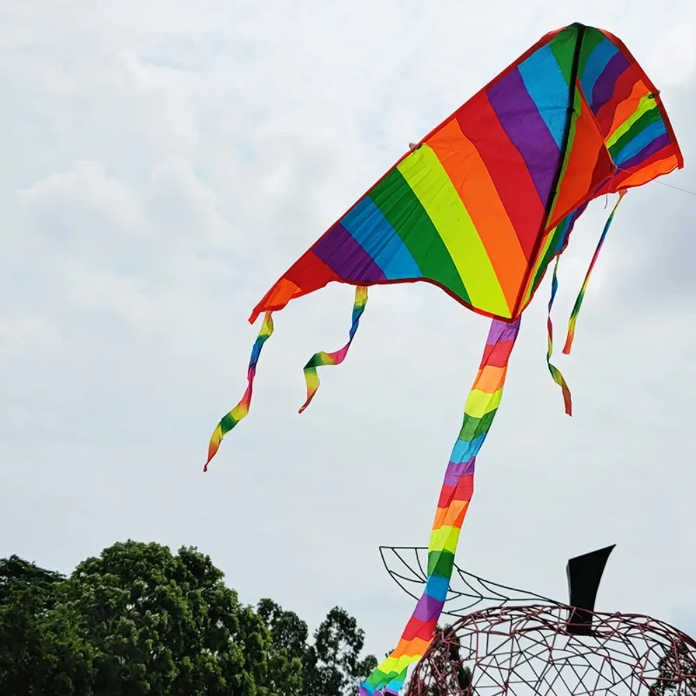 Novo design arco-íris pipa moda fácil voando cauda longa com linha brinquedo voador para crianças diversão ao ar livre esportes