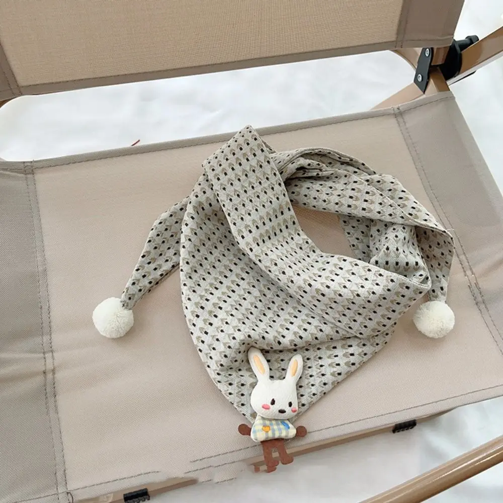 Bufanda colorida fina y bonita para niños, bufandas triangulares con estampado de conejo, cómodas de llevar, pañuelo cálido para invierno