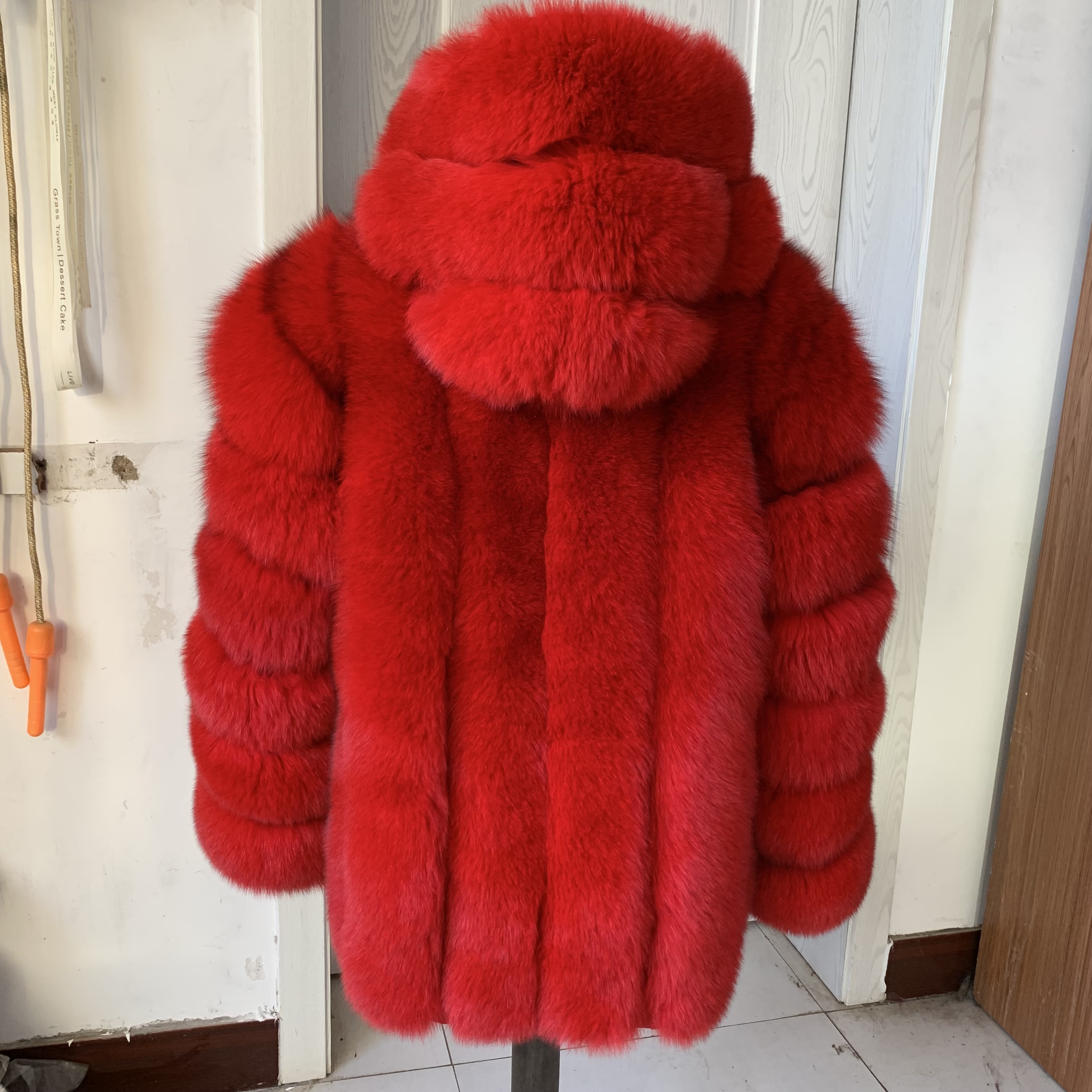 女性用フード付きトゥルーフォックスファーコート、冬の暖かいジャケット、垂直100% 天然毛皮、高品質ファッション、本物の毛皮ジャケット