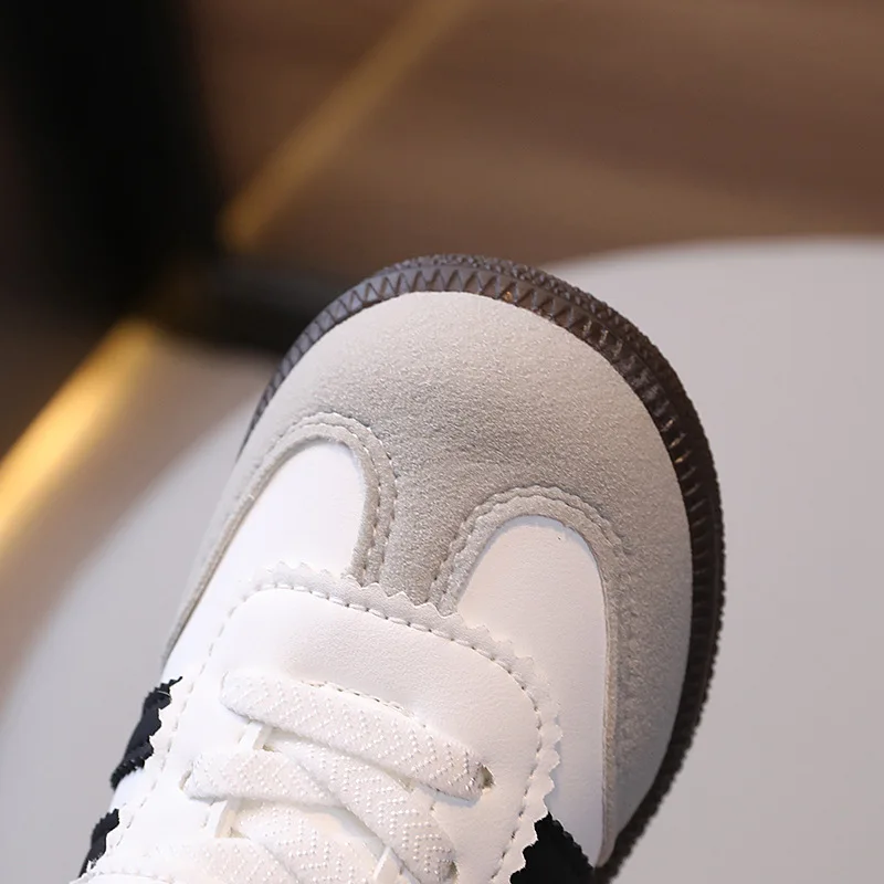 Lente sportschoenen voor kinderen PU-leer Ergonomie Kindersneakers Zachte zolen Kindersneakers Tennisschoenen voor jongens en meisjes