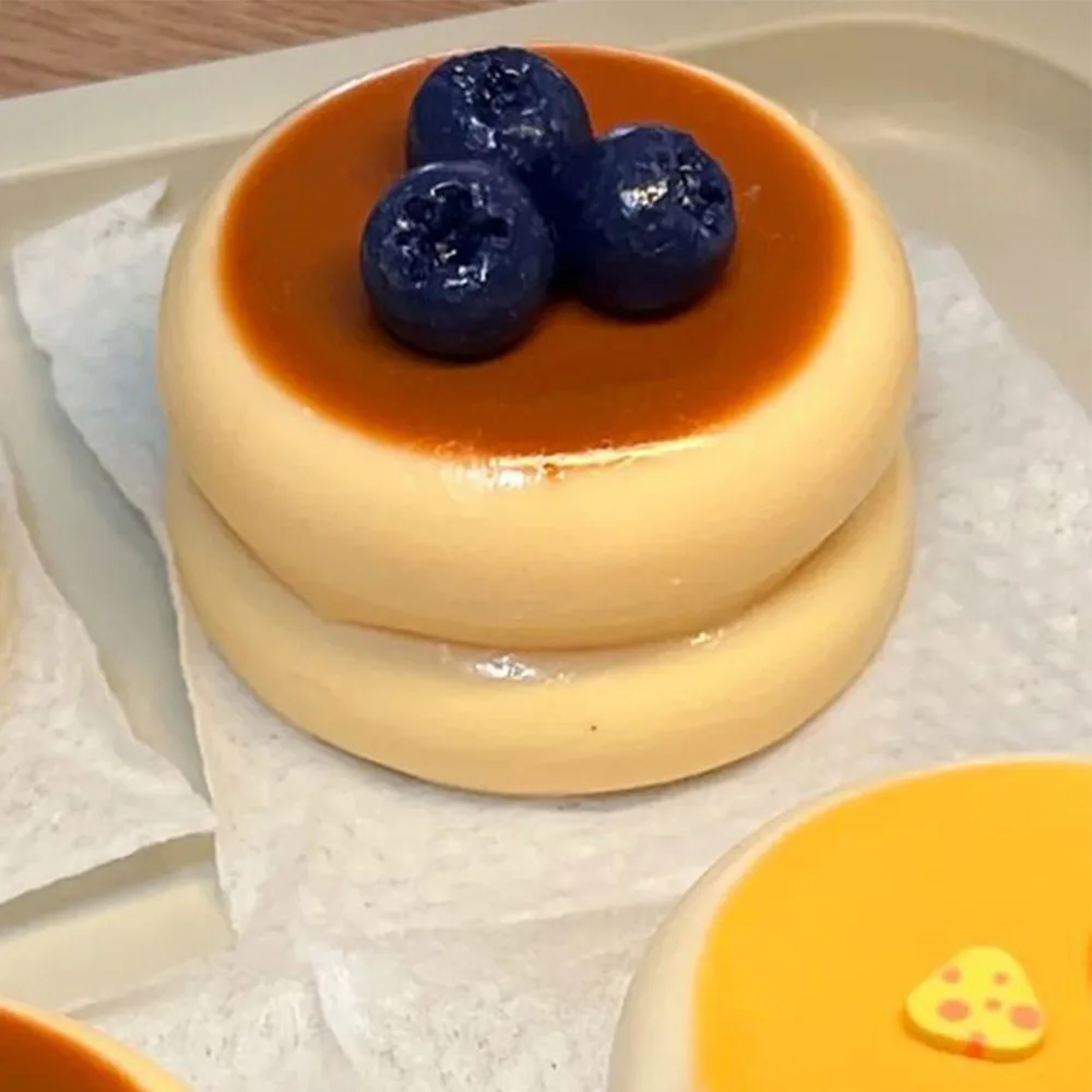 Simulación Soufflé Fiddy juguete para apretar descompresión alivio de presión juguete blando para la yema del dedo arándano fresa juguete de rebote lento