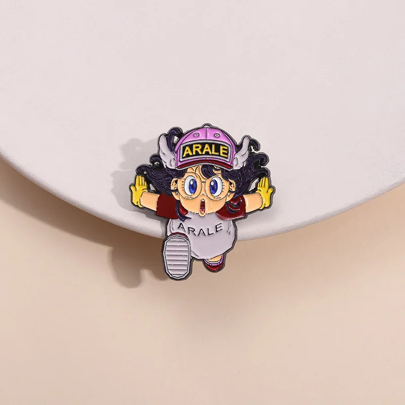 การ์ตูน Dr. Slump Arale Badge เข็มกลัด Pins อะนิเมะ Little Android สาว Arale รูปร่างเคลือบ Pin น่ารักคอสเพลย์ของขวัญกระเป๋าเป้สะพายหลังอุปกรณ์เสริม