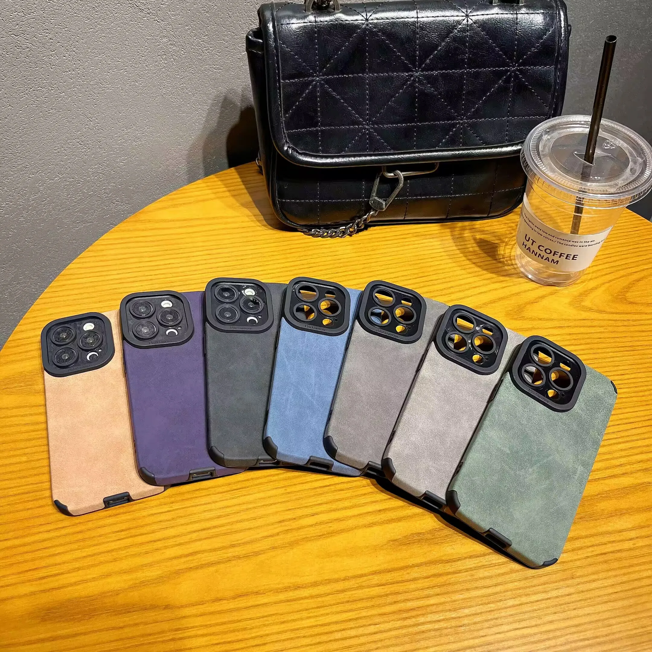 Luxo fosco couro caso de telefone para iphone 16 15 14 13 12 11 pro max plus lente proteção à prova de choque silicone macio capa traseira