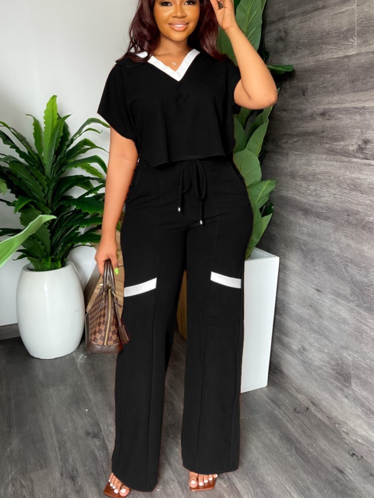 女性のカジュアルな半袖Tシャツとストレートパンツのセット,スポーツウェア,無地,Vネック,ショートトップ,サマーファッション,2個