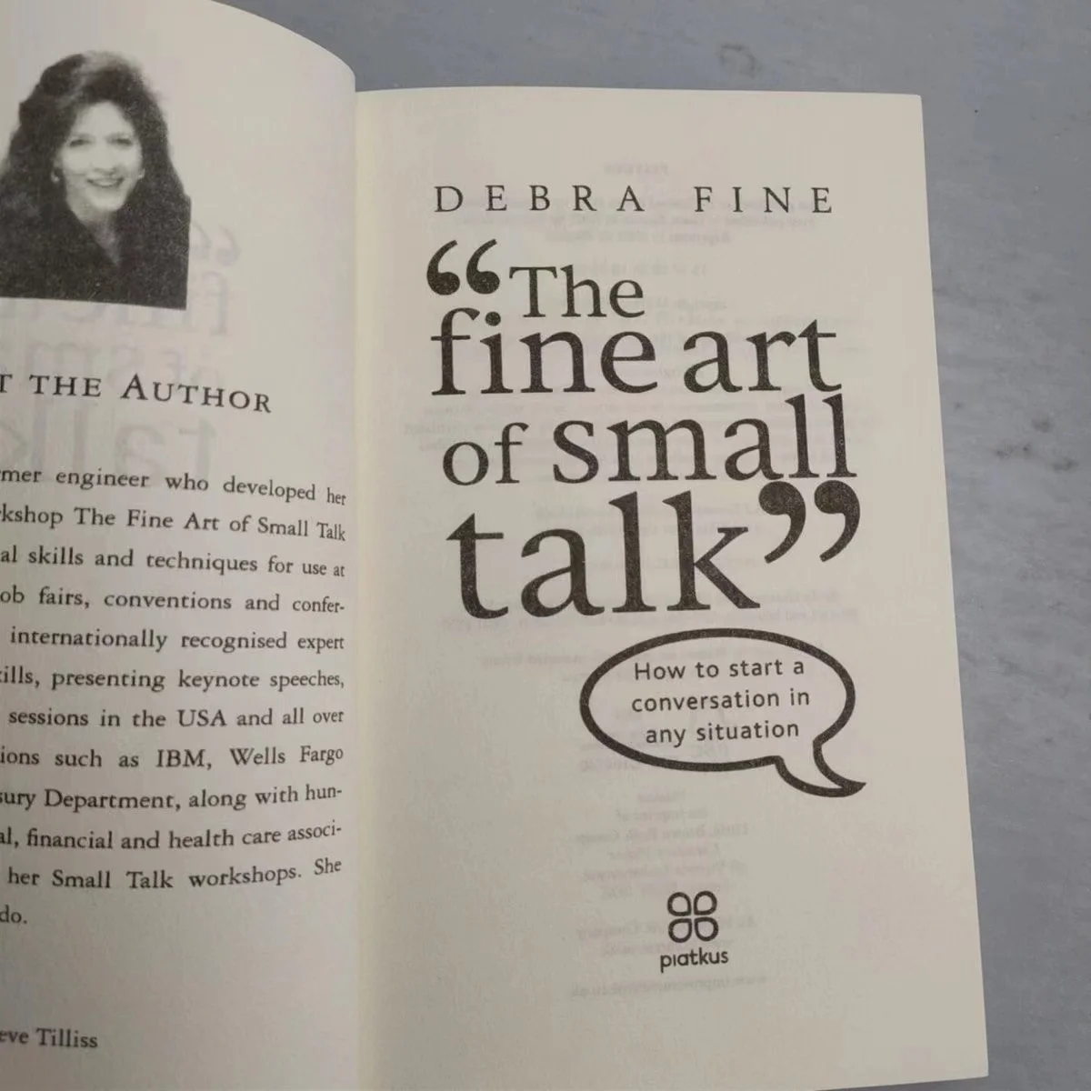 Debra fineによる細かい会話の芸術、あらゆる状況で会話を始める方法、言語の本を学ぶ