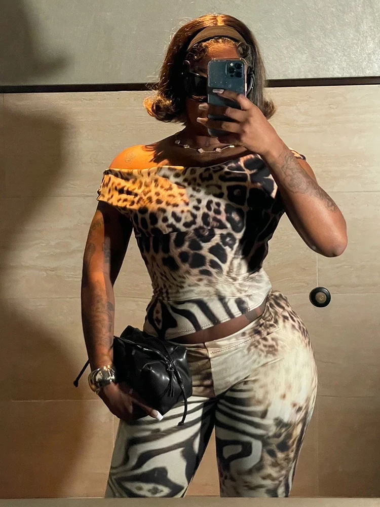 Raar Poes Luipaard Print Mode 2-delige set Vrouwen Slash Hals Backless Top + Skinny Perzik Hip Crop Broek Hottie hipster streetwear