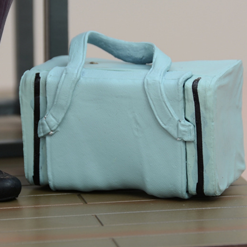 ジョーカーヒース元帳スーツチームコレクション、大きな装飾、デスクトップシーンモデル、座っている姿勢のおもちゃ、ブティックギフト、26.5cm