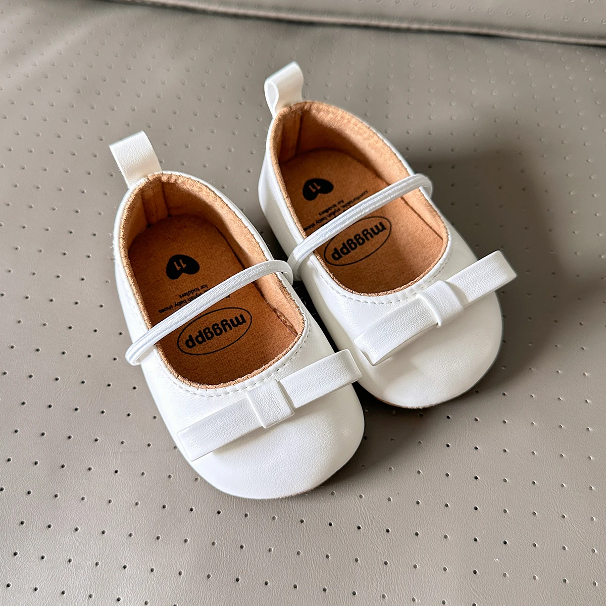 รองเท้าเด็กใหม่รองเท้าหนังเด็กทารกเด็กผู้หญิงรองเท้ายาง Sole Anti-SLIP Multicolor เด็กวัยหัดเดิน First Walkers ทารกแรกเกิดเปลรองเท้าเด็กวัยหัดเดิน