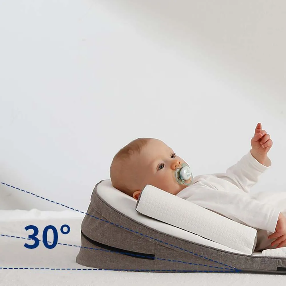 ベビー抗嘔吐ランプ枕授乳ベッド 2024 新しい幼児ベッド脊椎保護抗流出と窒息快適なベビーベッド