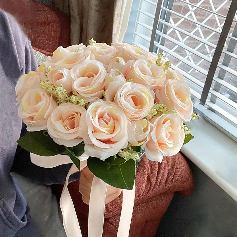 Bouquet da sposa damigella d'onore da sposa Fiori di seta bianchi Rose Sposa artificiale Fiore all'occhiello Spille Mariage Bouquet Accessori da sposa
