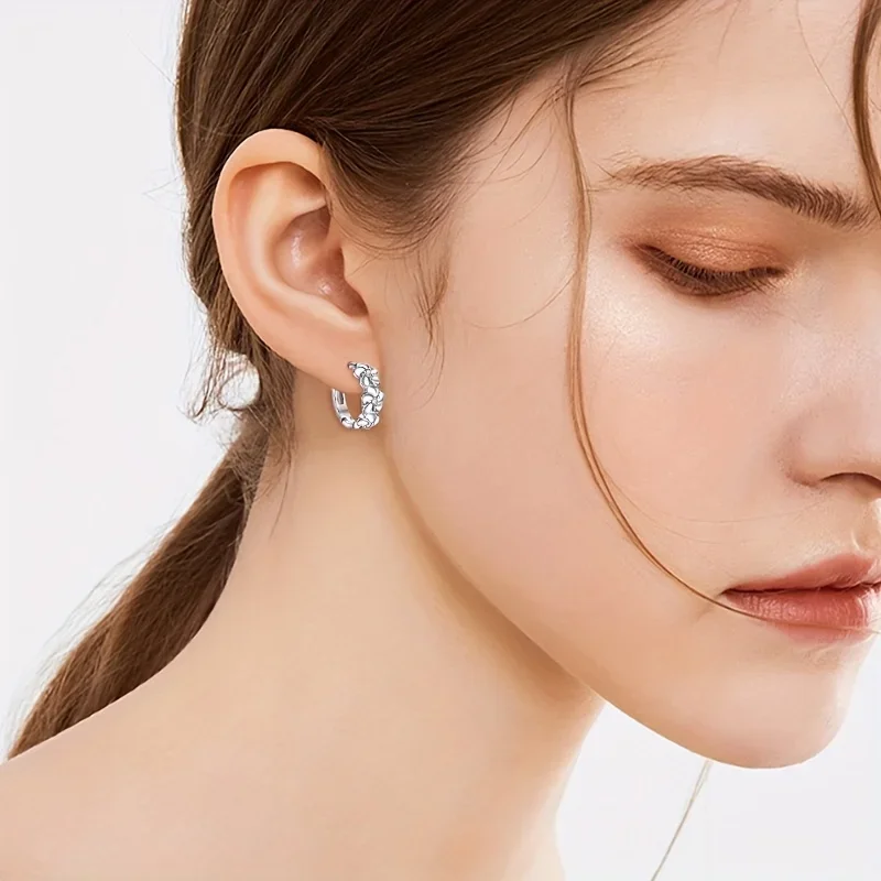 Brincos de argola com padrão de camélia, prata esterlina 925, requintado, estilo elegante, presente delicado para mulheres, meninas, diariamente, casual