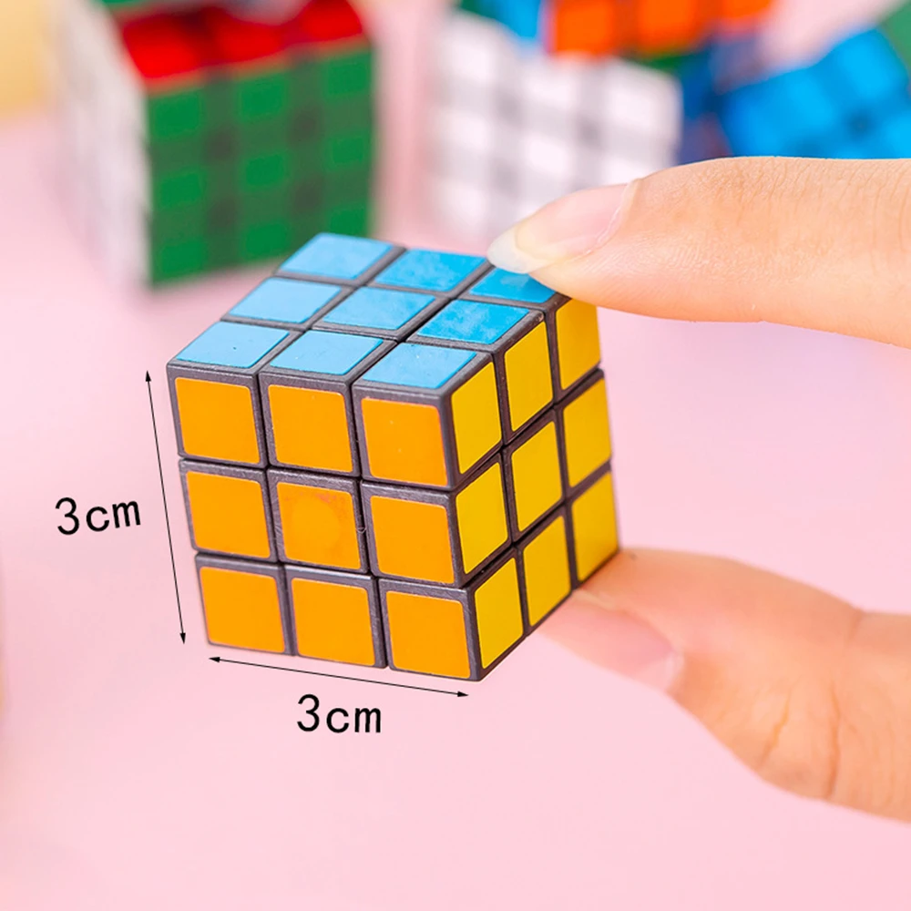 12 Stücke Mini 3 cm Zauberwürfel Kinder Lernspielzeug Kindergarten Preis Kinder Geburtstag Gastgeschenke Goodie Bag Pinata Füllstoffe Geschenk