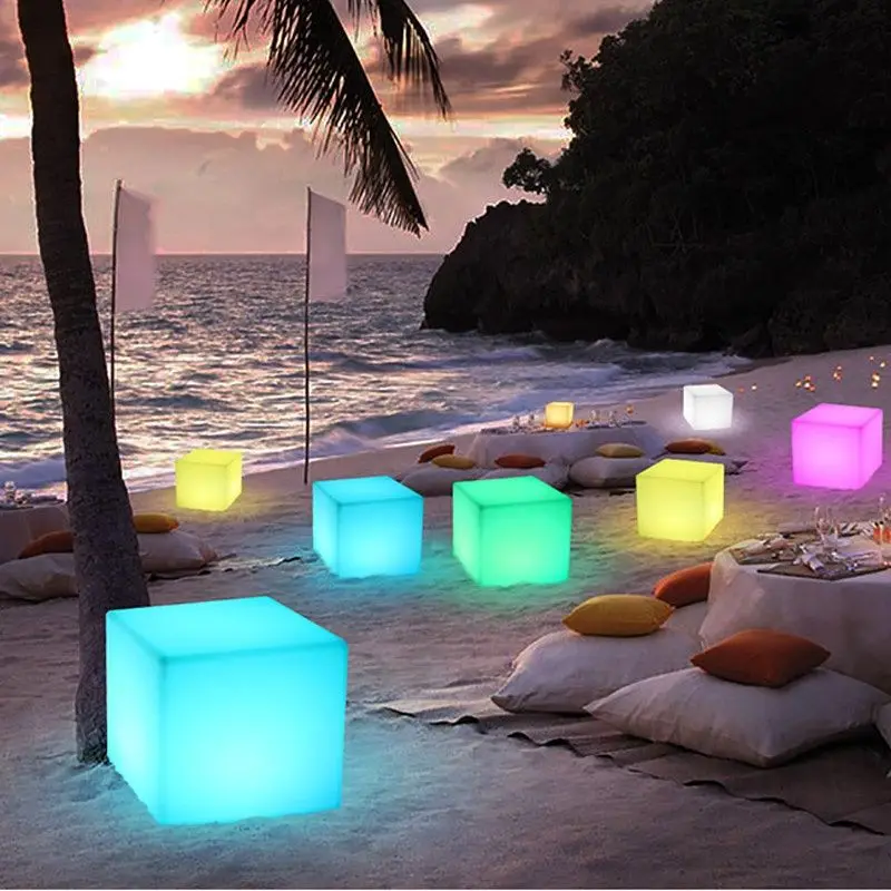 ใหม่รีโมทคอนโทรลแบบชาร์จไฟได้ LED Light-emitting Cube 16 สี KTV เก้าอี้บาร์บ้านตกแต่งห้องนอนโต๊ะโคมไฟกลางแจ้ง
