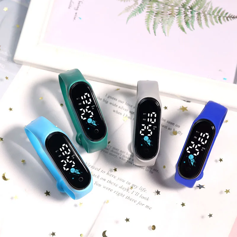 Relógio de pulseira de astronauta LED Touch relógio eletrônico para meninos e meninas