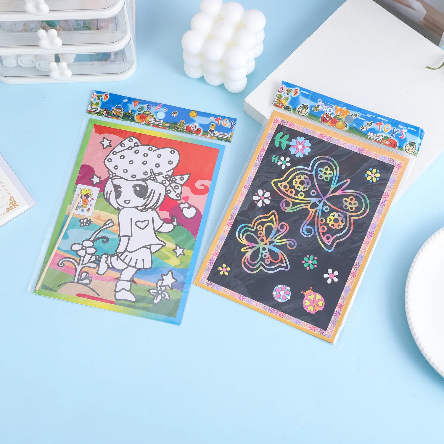 Papier d'art à gratter papier de peinture magique avec bâton à dessin pour enfants jouet jouets de dessin cadeau d'anniversaire de noël pour garçons filles
