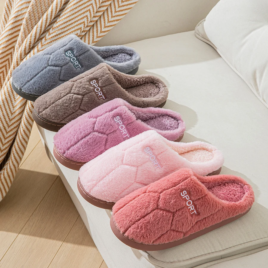 Chinelos de algodão para mulheres no outono e inverno, chinelos de casa antiderrapantes quentes de sola grossa interna para casais, chinelos de algodão de pelúcia fofos para homens no inverno