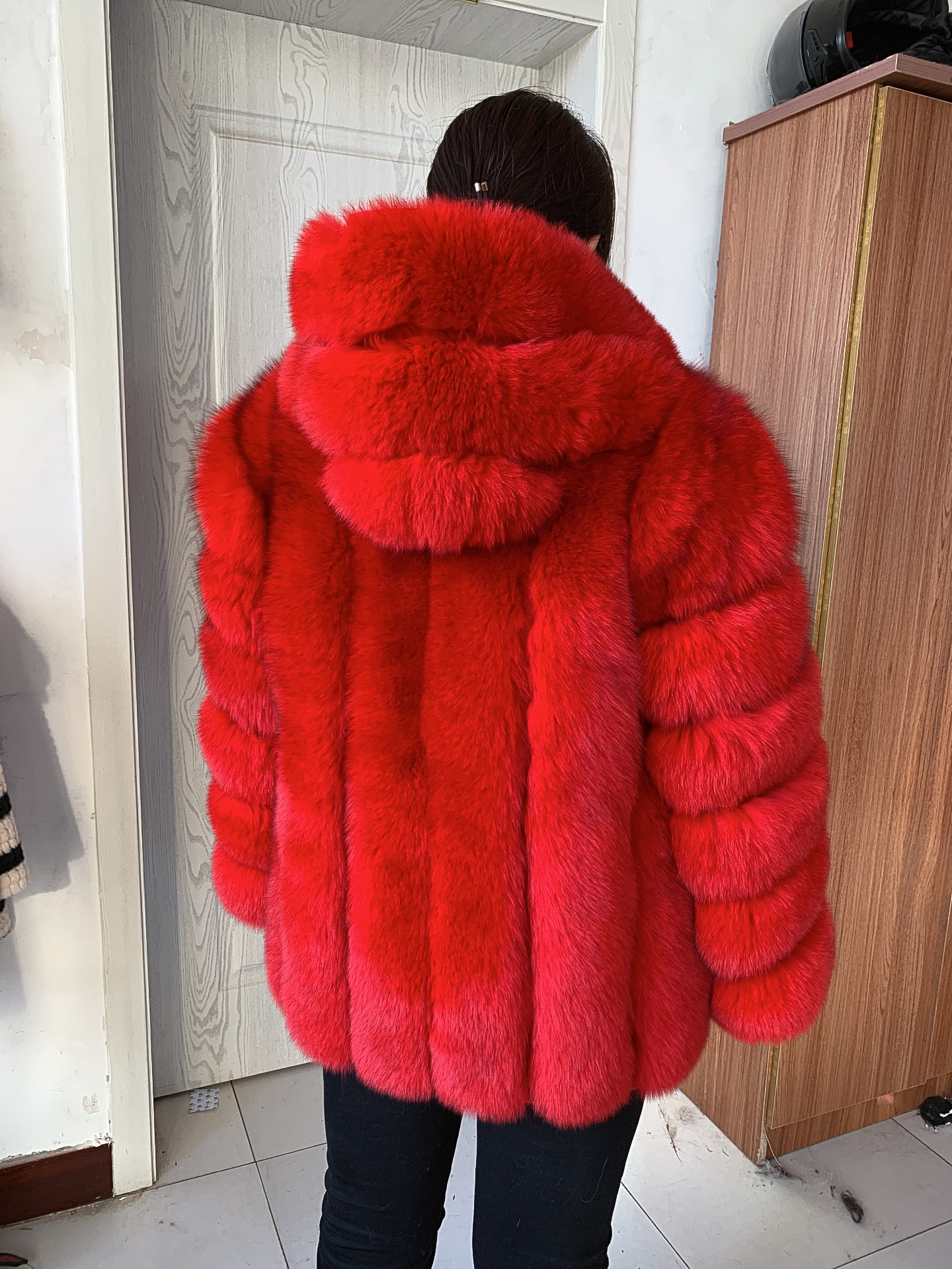 女性用フード付きトゥルーフォックスファーコート、冬の暖かいジャケット、垂直100% 天然毛皮、高品質ファッション、本物の毛皮ジャケット