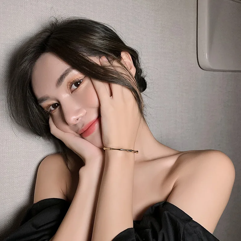 스테인레스 스틸 골드 컬러 대나무 공동 Bangles 여성을위한 트렌드 팔찌 남성 로맨틱 파티 선물 패션 쥬얼리