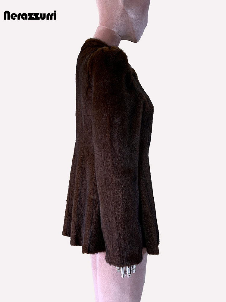 Nerazzurri ฤดูหนาวสั้นสีน้ําตาลหนานุ่มติดตั้ง Faux Mink Fur Coat ผู้หญิงเดี่ยวปุ่ม Elegant Luxury Chic Fluffy Jacket