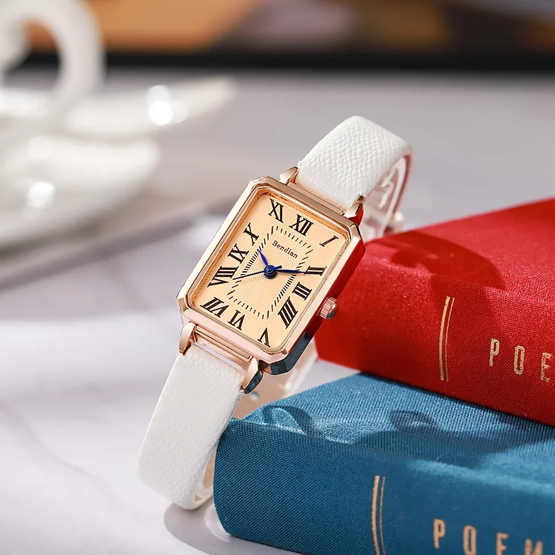 Mode Retro Digitale Wijzerplaat Casual Horloges Vierkante Lederen Band Modieuze Klok Quartz Horloge voor Vrouwen Gift