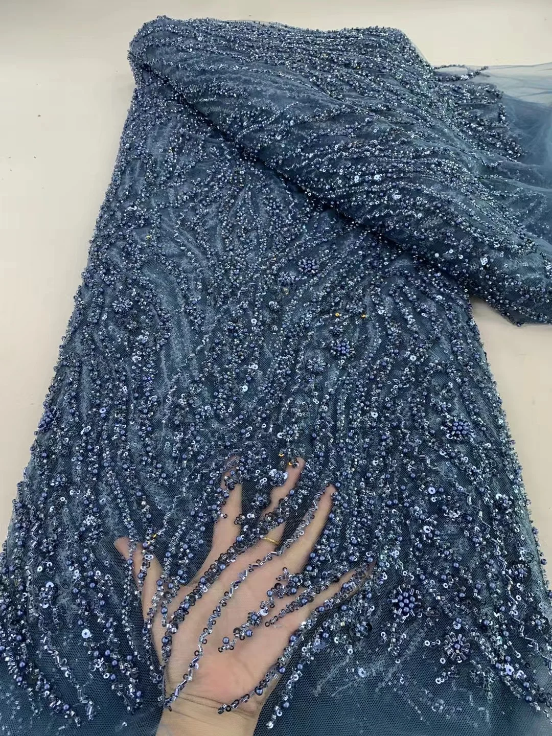 Weißer luxuriöser afrikanischer schwerer handgefertigter Perlen-Spitzenstoff, hochwertige 5 Yards Pailletten, französischer Tüll, Perlenspitze für Hochzeitsfeier