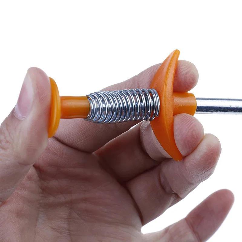 Length 60/85cm Flexible 4 Claw Grabber Pickup Tool Bendable Hose Pickup Long Reaching for Home & Garden Cleaning Usage