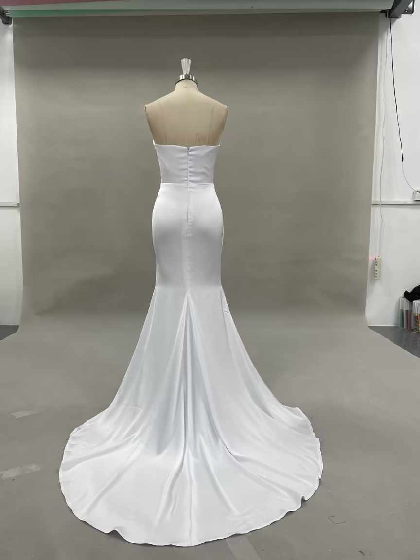 Eightree Elegant ชุดเดรสเมอร์เมด Boho Strapless ความยาวชั้นชุดเจ้าสาวสีขาวชุดราตรีงานแต่งงานพรหม Gowns ที่กําหนดเอง