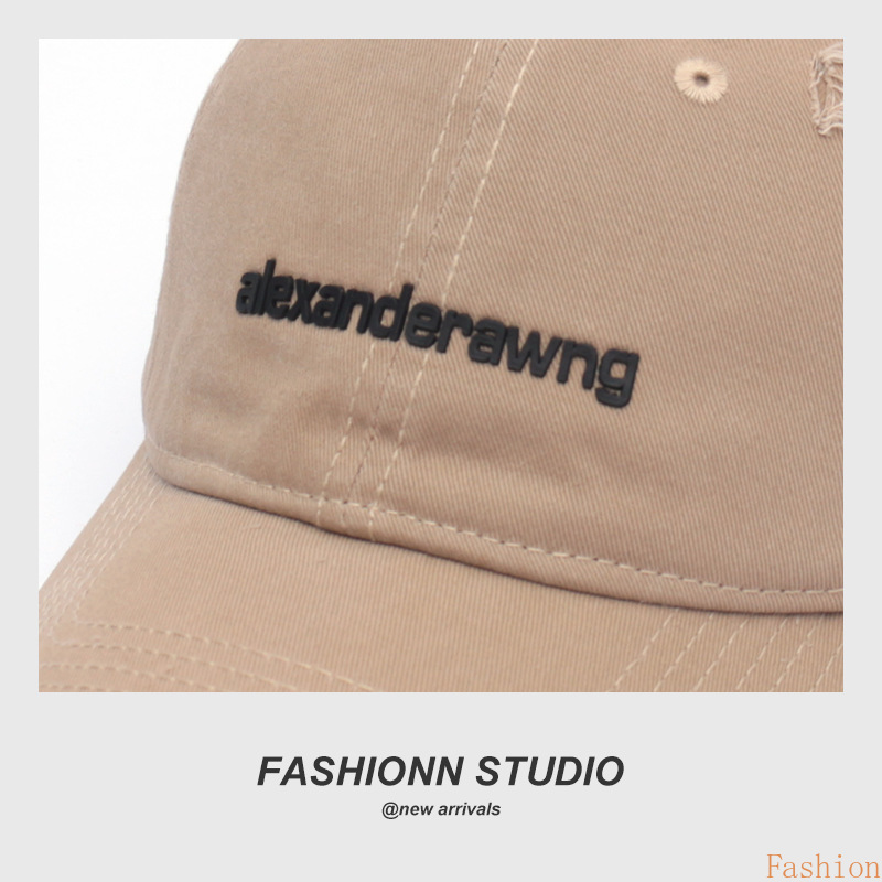 2025 한국어 트렌드 커플 야구 모자 패치 워크 자외선 차단 태양 모자 남여 편지 디자인 야외 스포츠 패션 액세서리