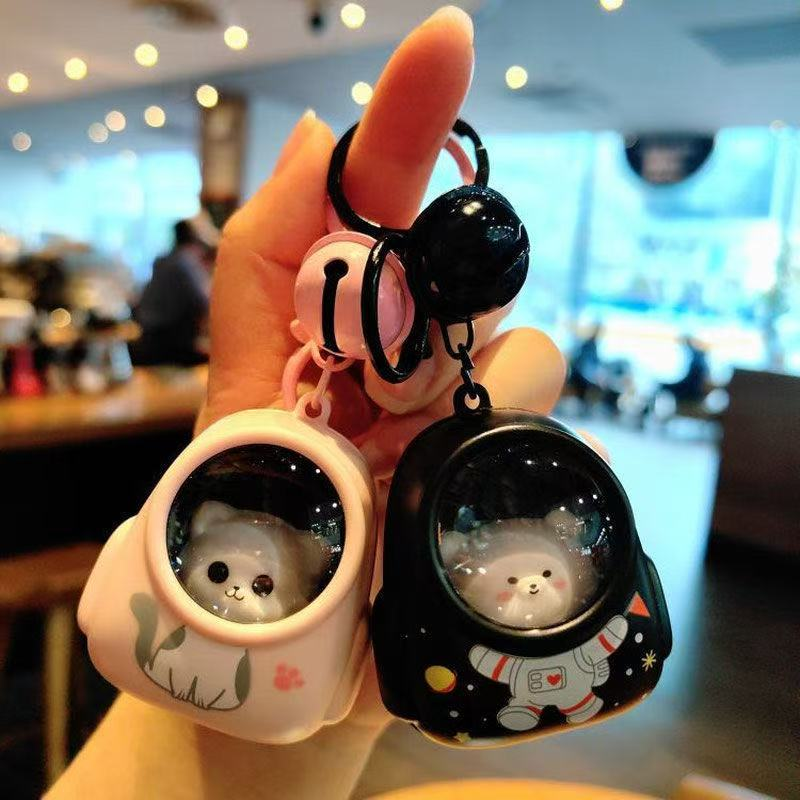 Lindo bolso de oso pequeño llaveros de luz nocturna bolsas Kawaii colgar Web celebridad atmósfera luz llavero