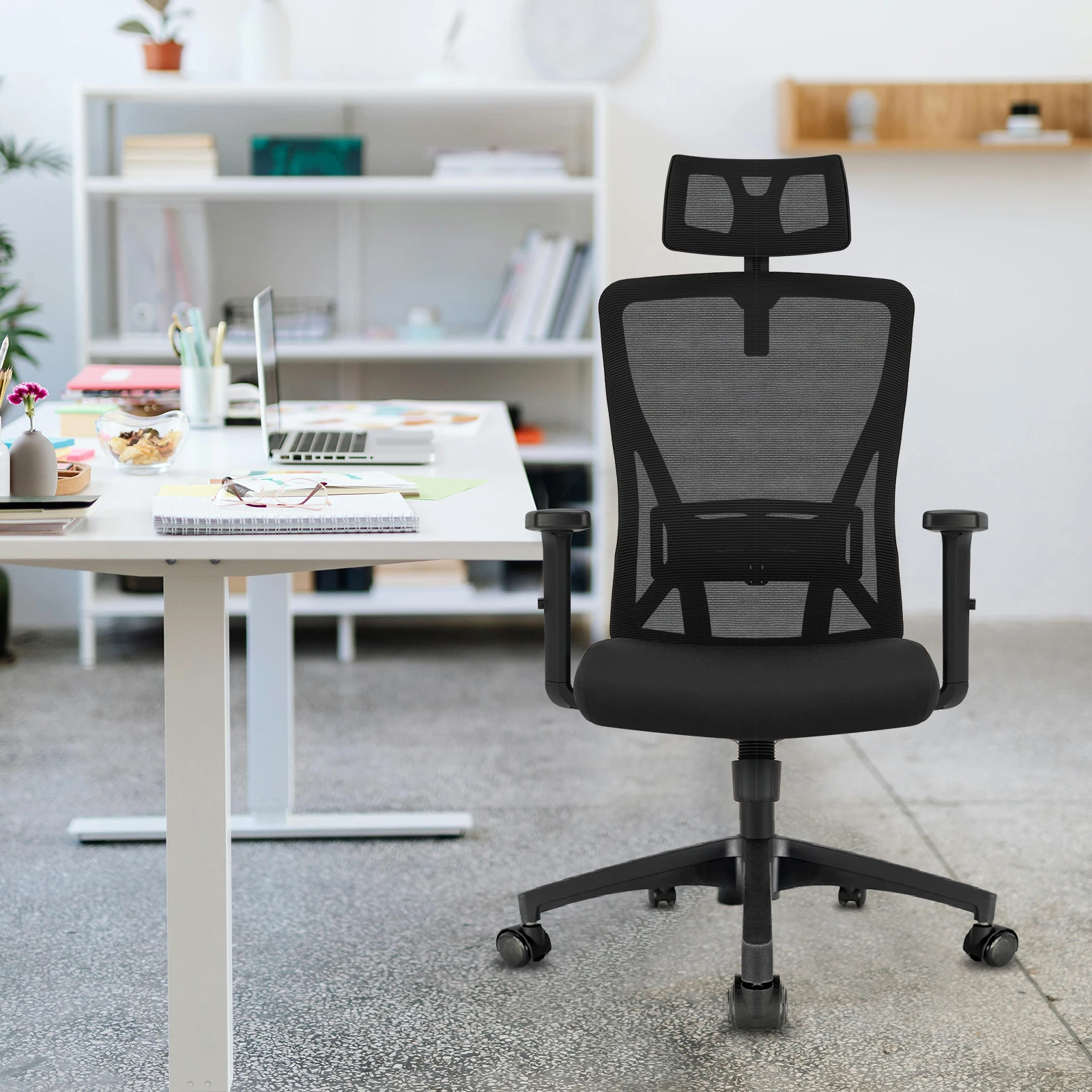 Durrafy Silla de oficina ergonómica, sillas de oficina, silla de escritorio con reposacabezas ajustable, reposabrazos, capacidad de carga de 150 kg, negro