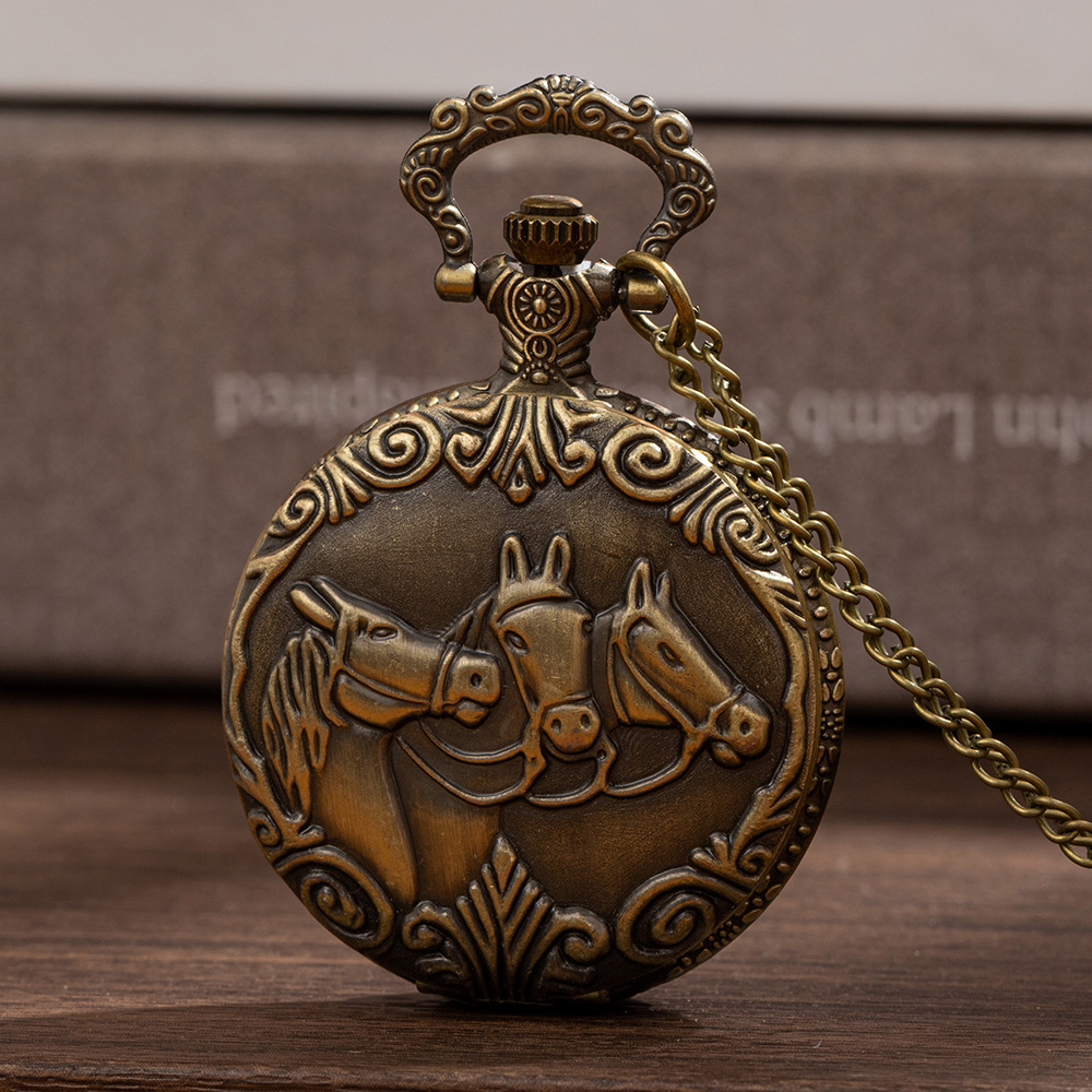 classic Three Horse Bronze vintage Men Women antique model Tuo table Embossed Pocket Watches