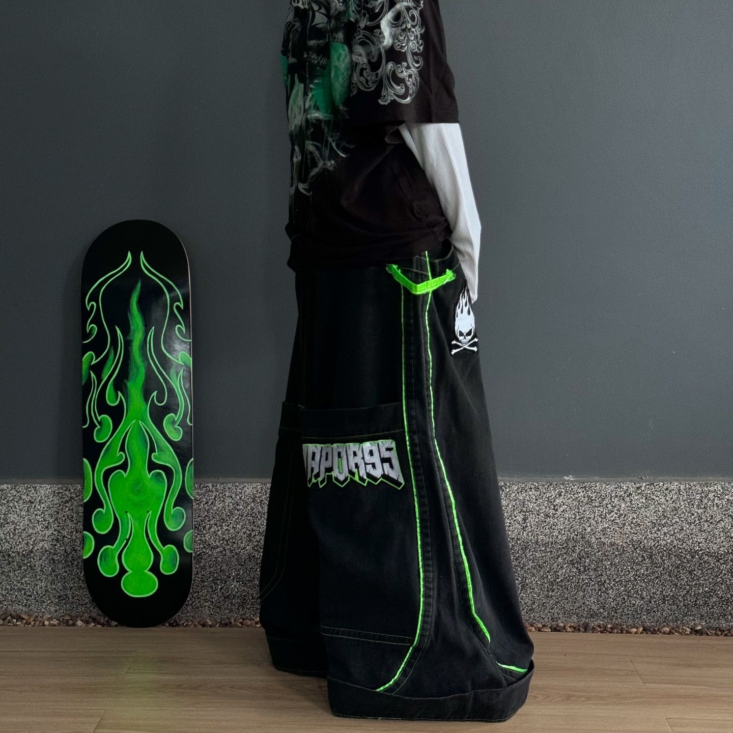 Moda Mężczyźni Kobiety Trend Hip Hop Duża kieszeń Szerokie nogawki Dżinsy Vintage Sprane High Street Baggy Jeans Czarne spodnie patchworkowe