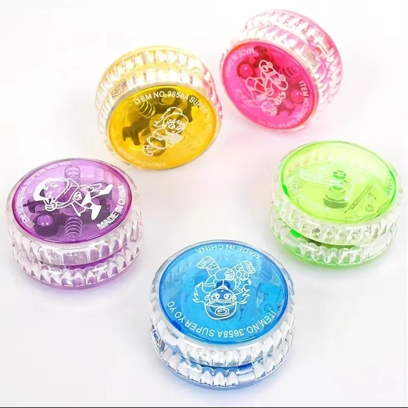 Luminous Pull Line Yoyo Ball para crianças, acender, diversão, iluminar, brincadeiras infantis, brinquedos infantis, cor aleatória, 3 peças
