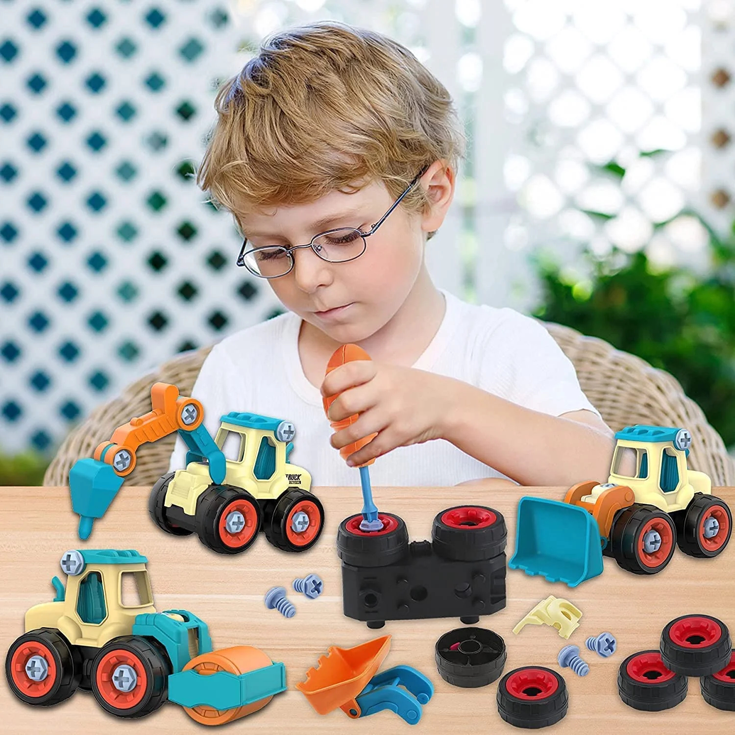 Children's DIY Disassembly Engineering Car Toy with Nut Assembly Puzzle and Sliding Excavation Disassembly Function