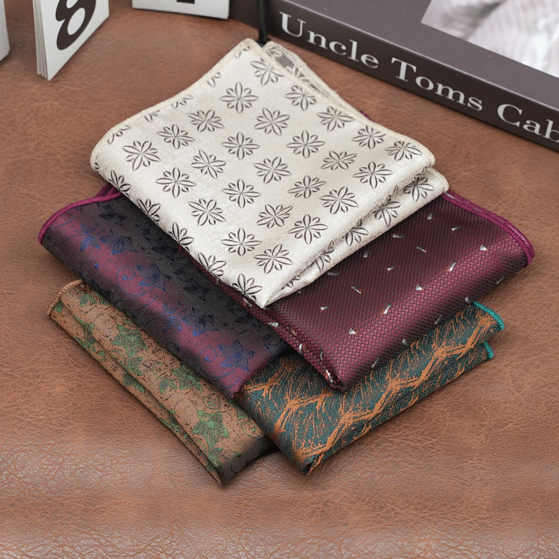 Nieuwe Mode Polyester Jacquard Sneeuwster Gedrukt Pochet Heren Bruin Gestreepte Zakdoek Bruiloft Pak Accessoires