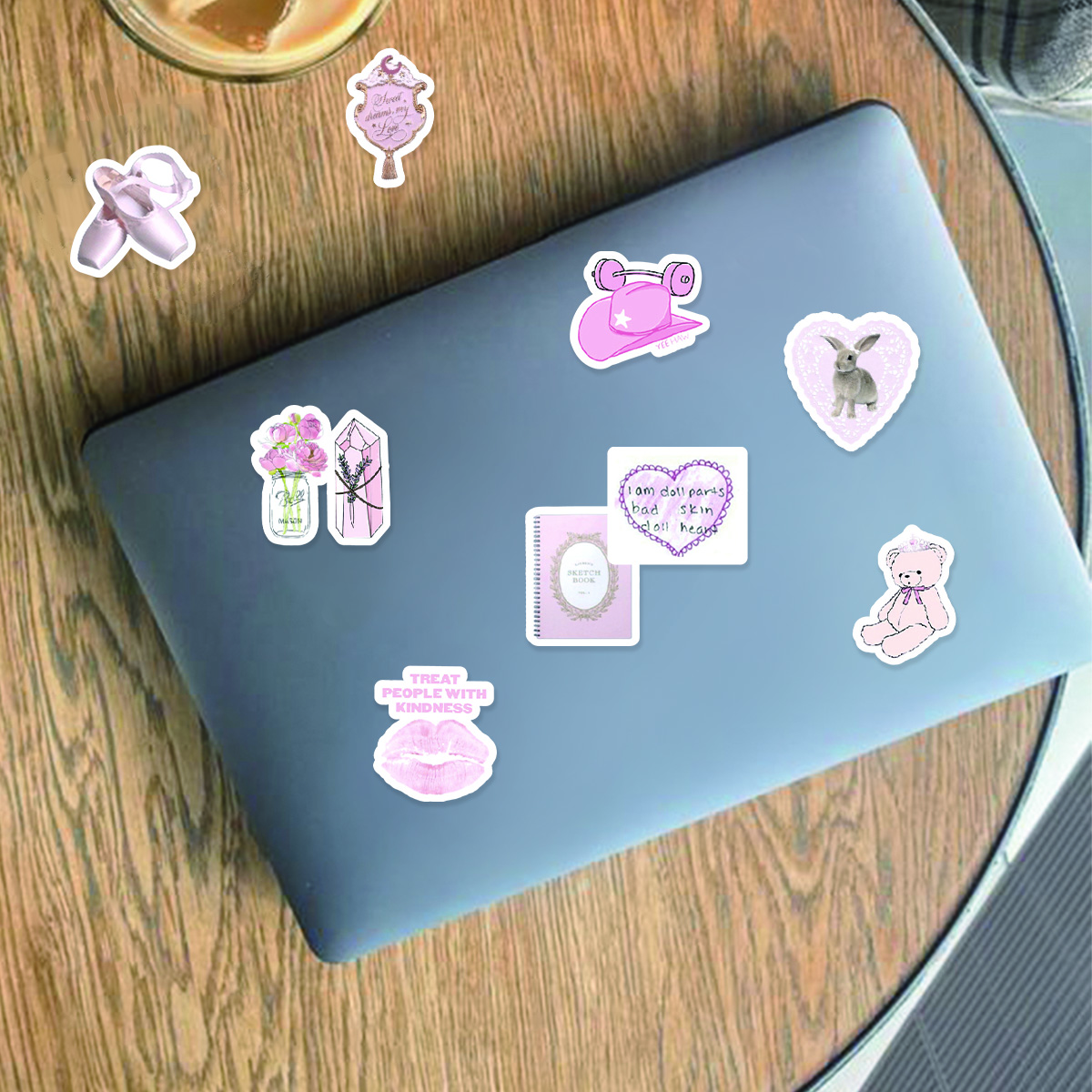 46pcs Bunny, Beer, Parfum Roze Graffiti Stickers Versierd Notebook Water Cup Dagboek Gitaar Student Briefpapier PVC Decals