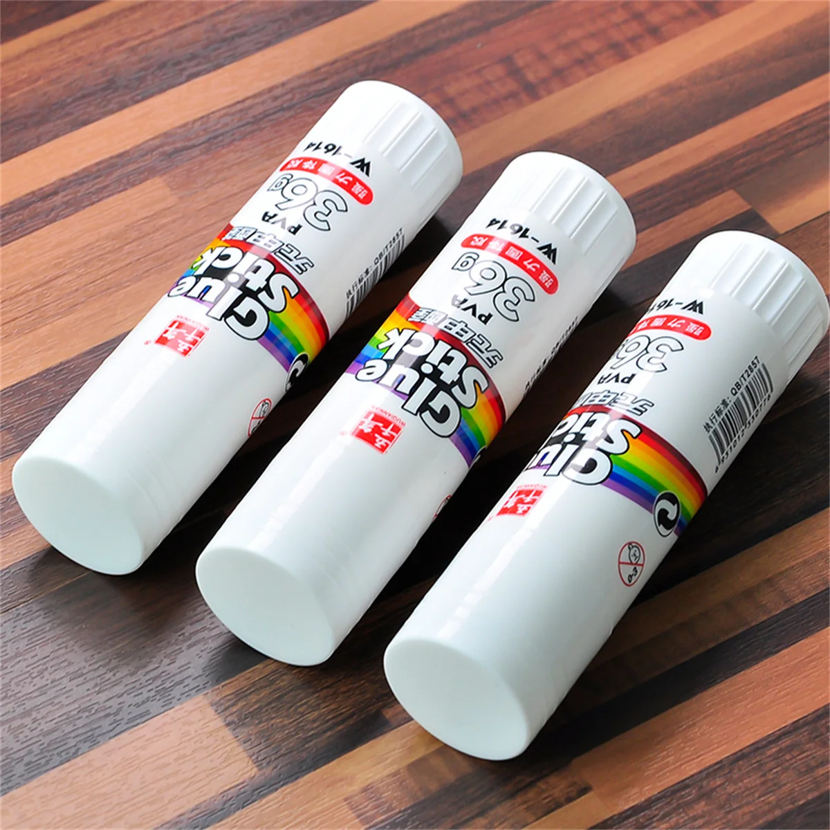 9g Glue sticks Solid School glue High Efficiency Adhesion for Office&Scrapbooking Essentials Perfect for Crafts Long Lasting