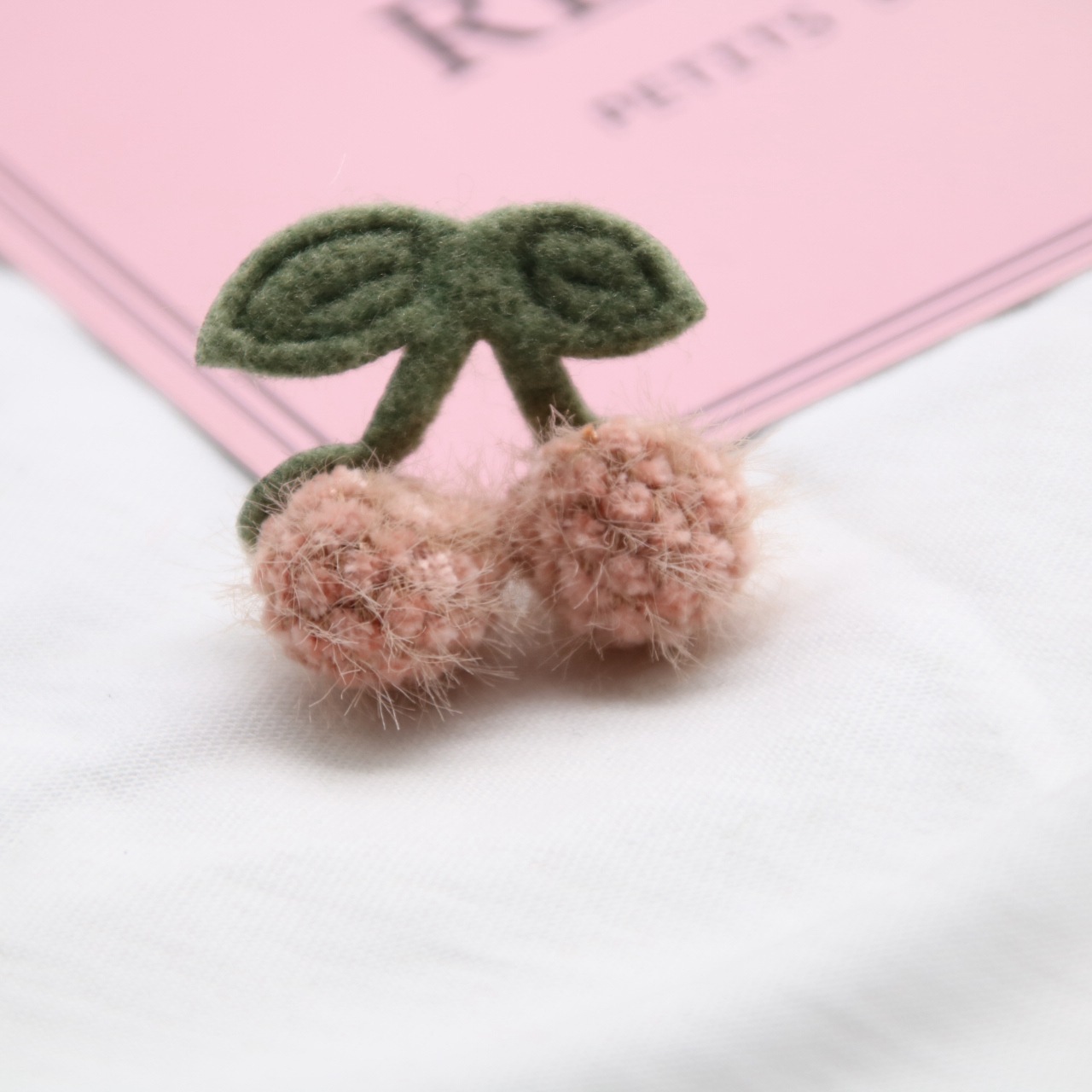 10 pçs pequena combinação de cereja bonito bola de vison traje saco material da loja diy acessórios para o cabelo das crianças decoração