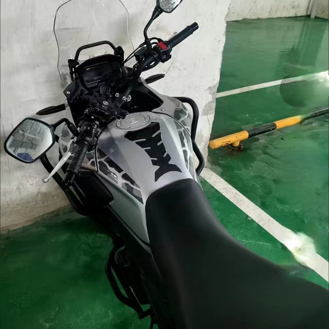 Universal Fuel Tank Sticker for Motorcycle Tank Pad Fish Bone Mat Oil Gas Tank Protector Motorcycle Cover Decal Decoration