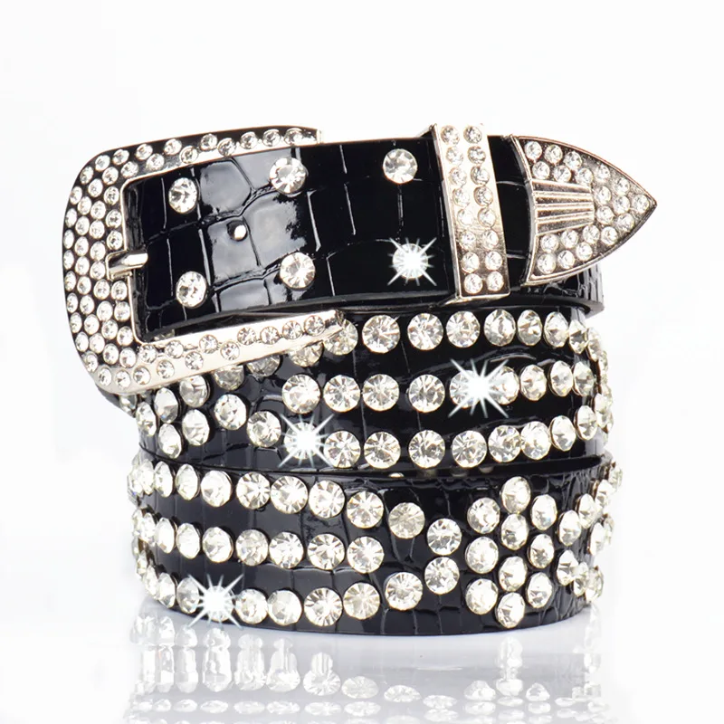 PUNK สไตล์ Studded เข็มขัดผู้หญิง Y2K Rhinestone หญิงเข็มขัด PU หนังสุภาพสตรีสายรัดเอวตกแต่ง