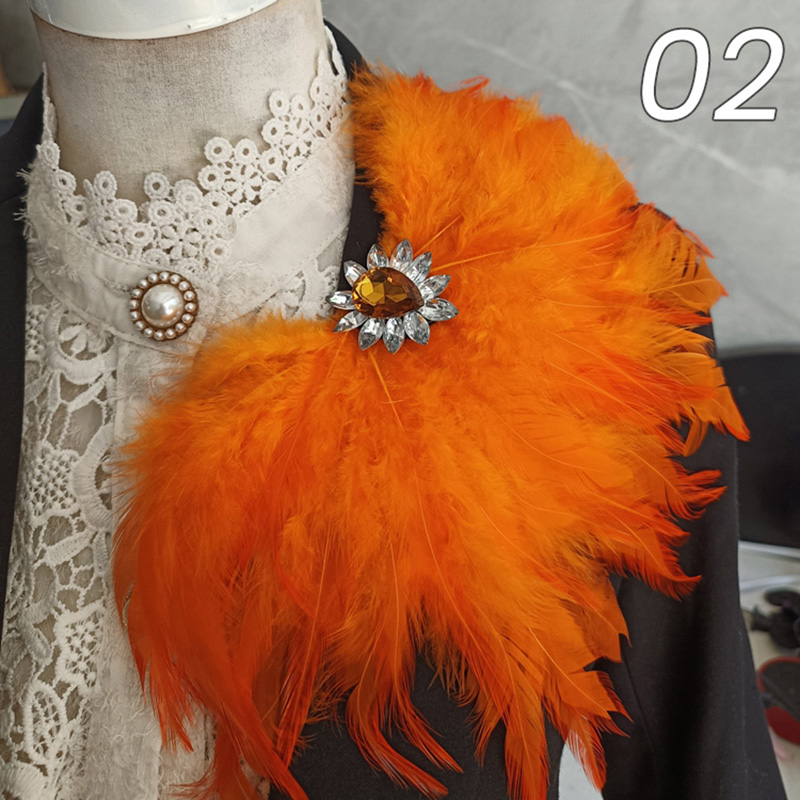 男性と女性のための羽のブローチ、クリスタルブローチピン、カーニバル、ステージ、パーティーのパン、ラインストーン、ショルダーボード、衣類アクセサリー、1個