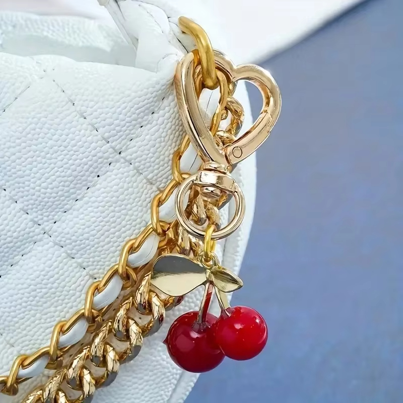 Abalorio para bolso en forma de corazón con flor de cerezo, cierre de langosta duradero, accesorio para bolso DIY, regalo perfecto para mujer, ficha romántica de amor