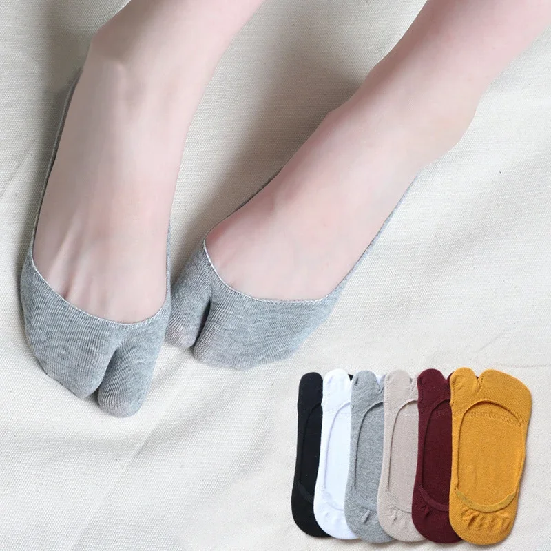 Calcetines de dos dedos para mujer, calcetín de barco Invisible fino antideslizante de corte bajo, calcetines Tabi de algodón transpirables sólidos, cómodos