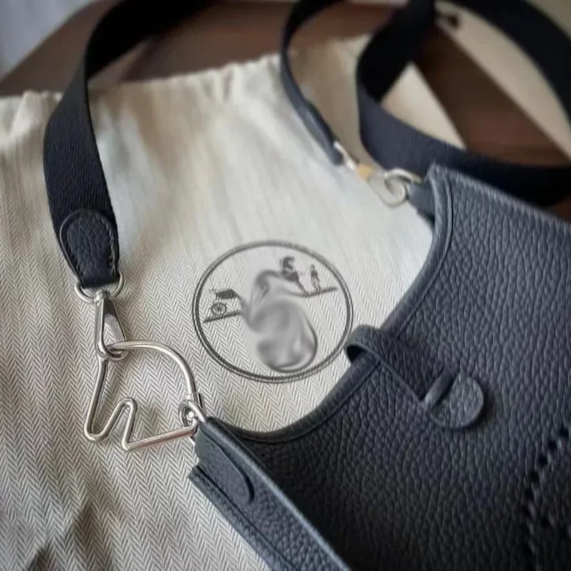 ม้าหัวกระเป๋า Charm เหมาะสําหรับกระเป๋า Cheval Key CHAIN ตกแต่งหัวเข็มขัดกระเป๋าสายคล้องไหล่กระเป๋าจี้ Key CHAIN