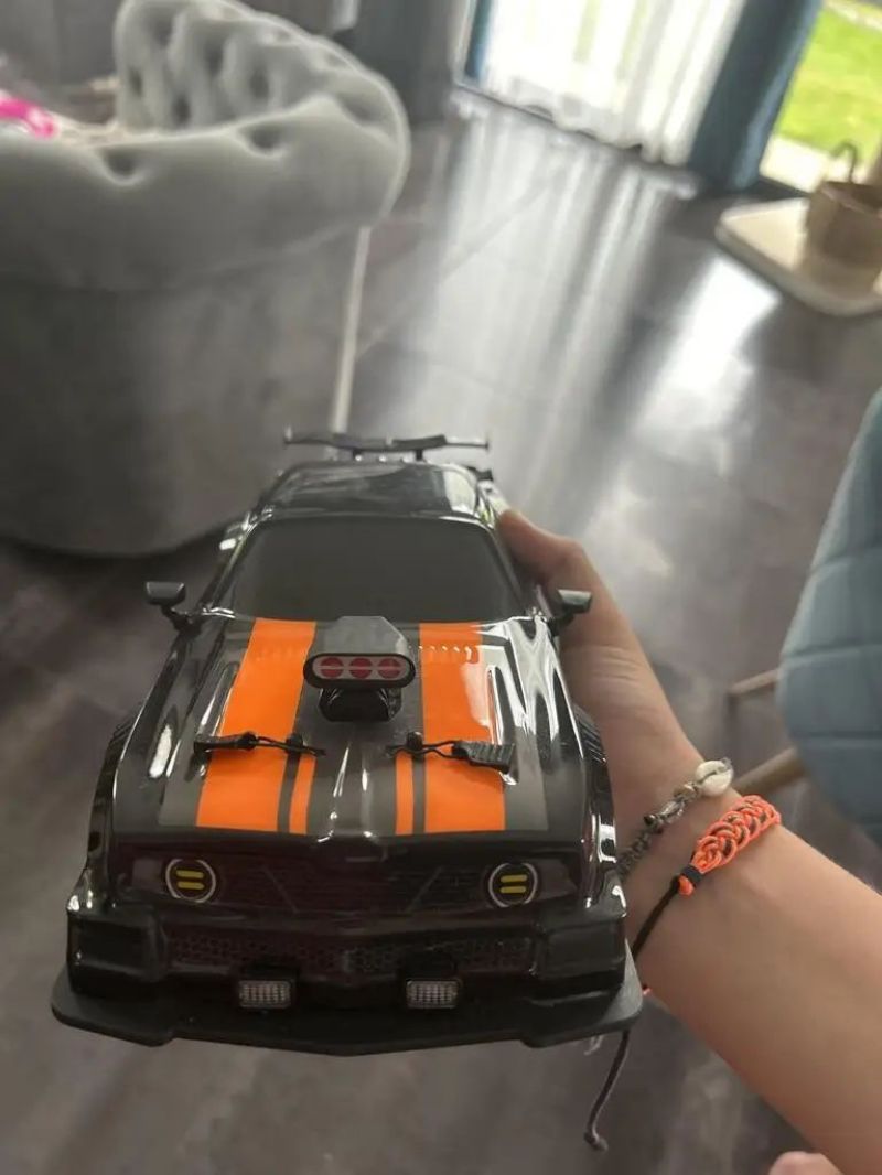 1/16 2,4G coches de carreras Rc coche de deriva Mustang GTR eléctrico 4WD alta velocidad Control remoto juguetes de deriva para niños regalos